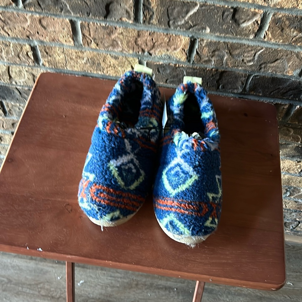 Urban outfitters slippers